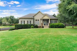 17 Pine Water Court SE