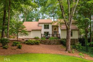 4422 Oak Ln