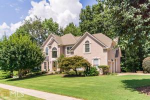 1069 Longwood Dr