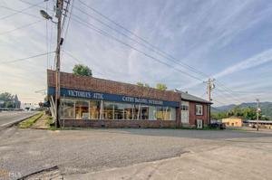 59 N Main St