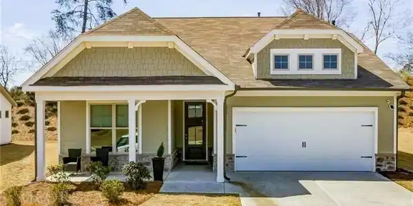 135 Rolling Hills Place