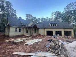 1050 Planters Lane