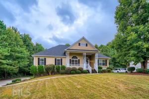 404 Gray Fox Drive