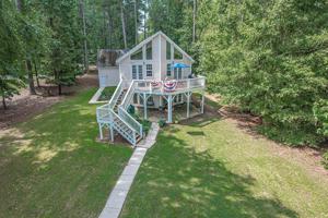 88 Woodland Way
