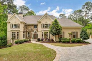 3761 River Mansion