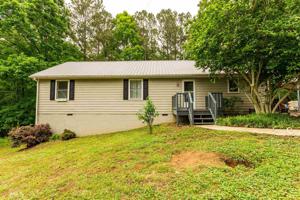50 Bobolink Ct