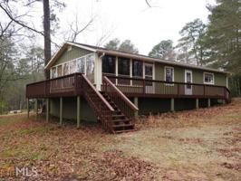 77 Sawyer Ln