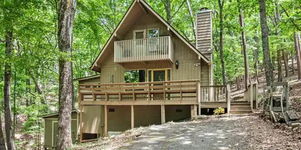 42 Oak Ridge Court