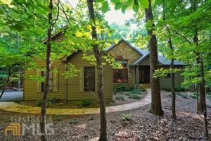 7 Summit Drive