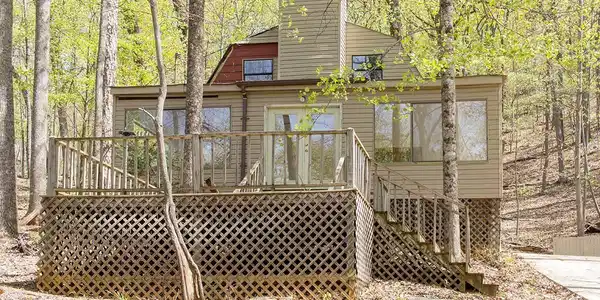923 Oglethorpe Mountain Rd