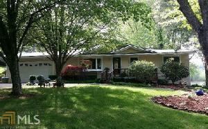 140 Sneaking Creek Dr