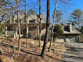 243 Turnbury Ln