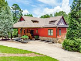 109 Lakewood Drive