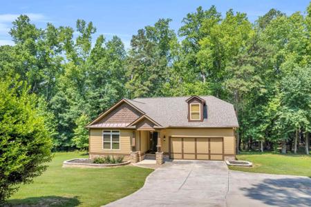 771 Lakeview Road