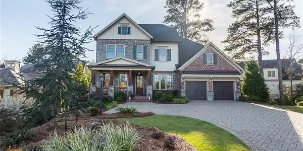 211 Hunley Ct