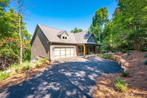 60 Post Oak Lane