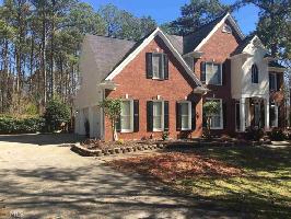 9138 Woodleaf Dr