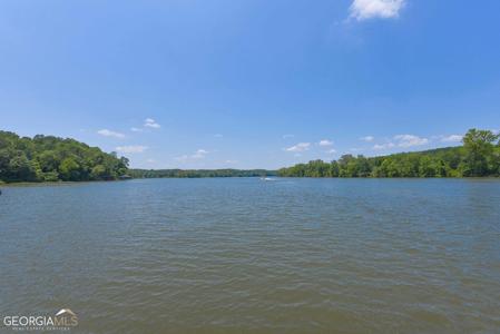 445 Lee Road 0965
