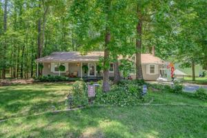 489 Pelican Circle