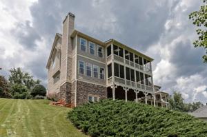 1004 Overlook Dr