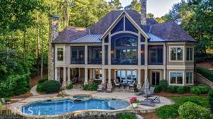 100 Knollwood Ct