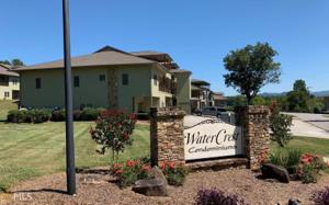 1726 Watercrest Way 6 F