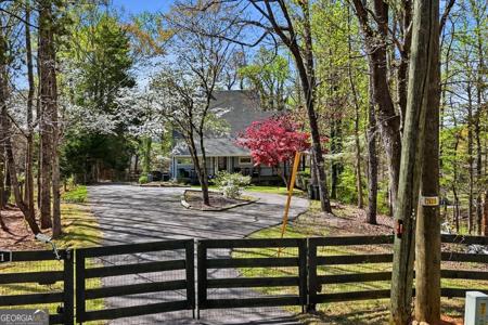 181 Woodland Circle, Dawsonville GA 30534