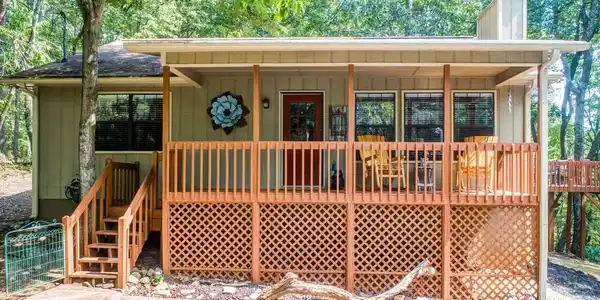 11 Briar Vista