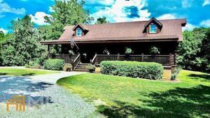 2532 Omaha Drive