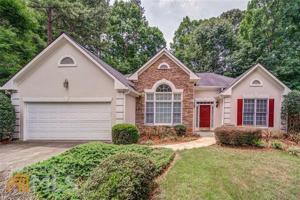 1033 Camden Lane