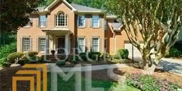 3570 Lakewind Way