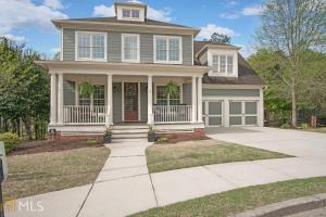 132 Laurel St