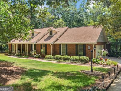 231 Whitesand Bay Drive, Stockbridge GA 30281