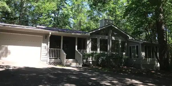 159 Edgewood Ln