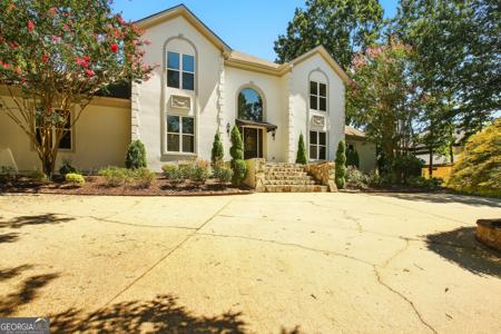 3392 Lost Valley Drive, Jonesboro GA 30236
