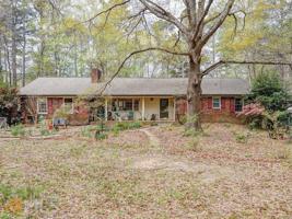 830 Oakdale Road