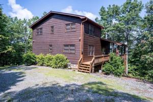 20 Thoma Point