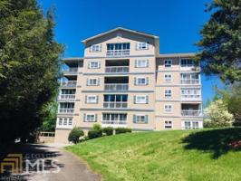 121 River St Unit 1C