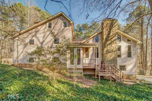 3708 Summit Dr