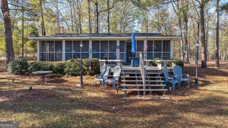 1081 Lakeshore Drive