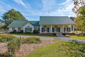1071 Lakeshore Drive