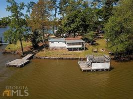 221 Fox Dr