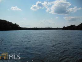 442 Lee Rd 965