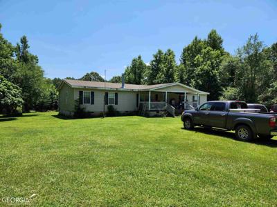 1380 Deer Lake Ct
