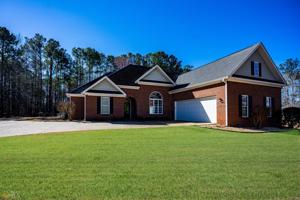 124 Riverbluff Drive