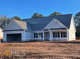 195 Loch Way