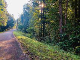 669 Cherokee Rd