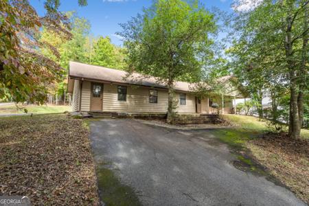 2015 Pine Lake Road, Hiawassee GA 30546