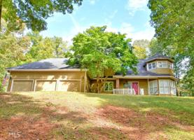 94 River Point Dr