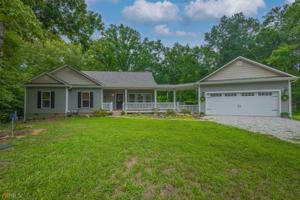 2438 Pine Ridge Drive